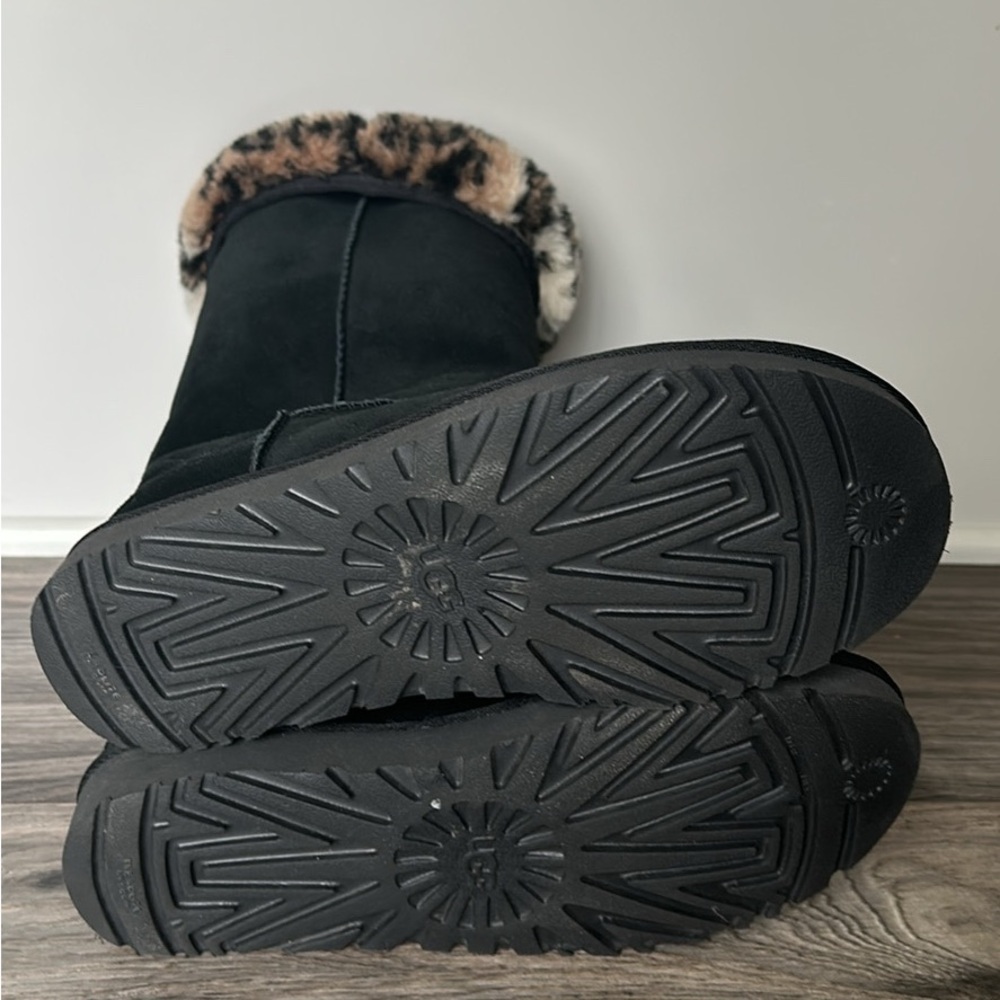 UGG Classic Tall Animal Print Black Shearling Boots - size 9